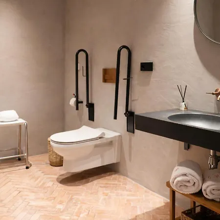 Tradere Boutique Moncada