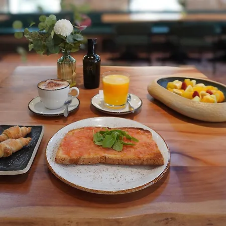 Tradere Boutique Moncada