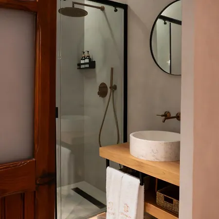 Tradere Boutique Moncada