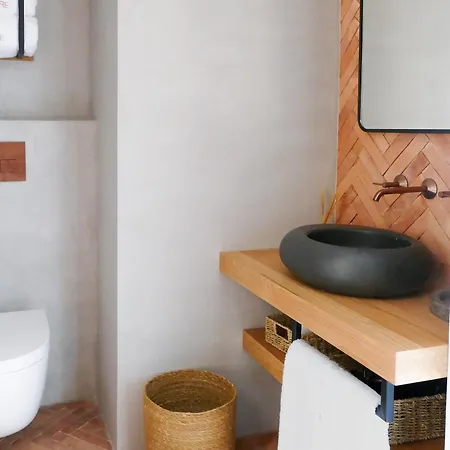 Tradere Boutique Moncada