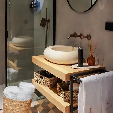 Tradere Boutique 3* Moncada