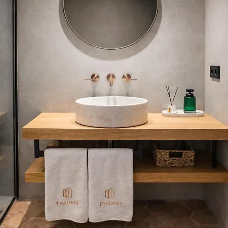 Tradere Boutique Moncada