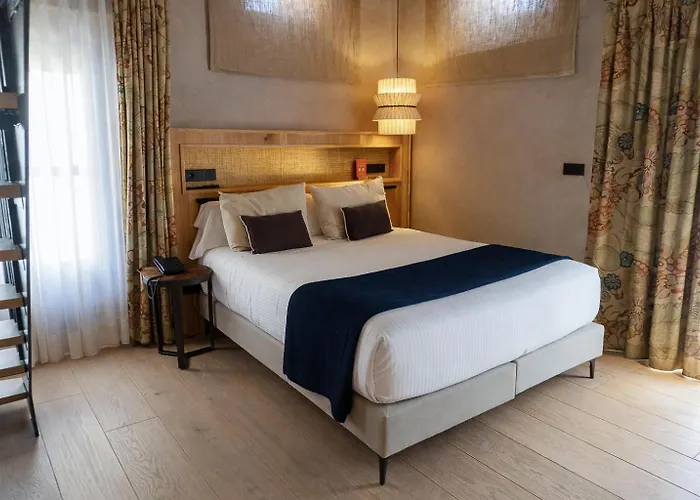 Tradere Boutique 3* Moncada