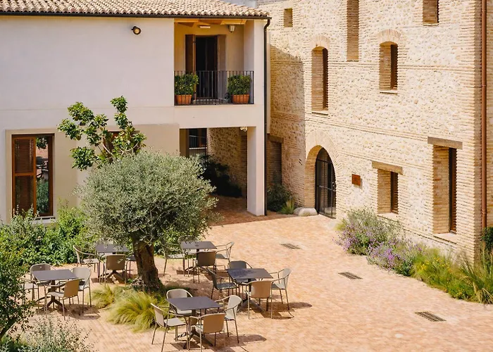 Tradere Boutique Hotel 3*
